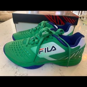 Fila Axilus 2 Energized tennis shoes. Boys/Mens size 7.5. Green.